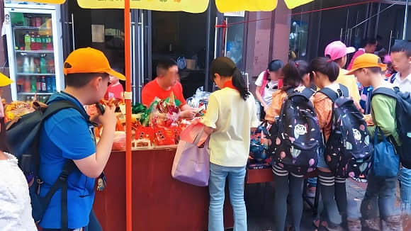 早餐店一年能赚10万吗？创业者的真实收入揭秘(图2)